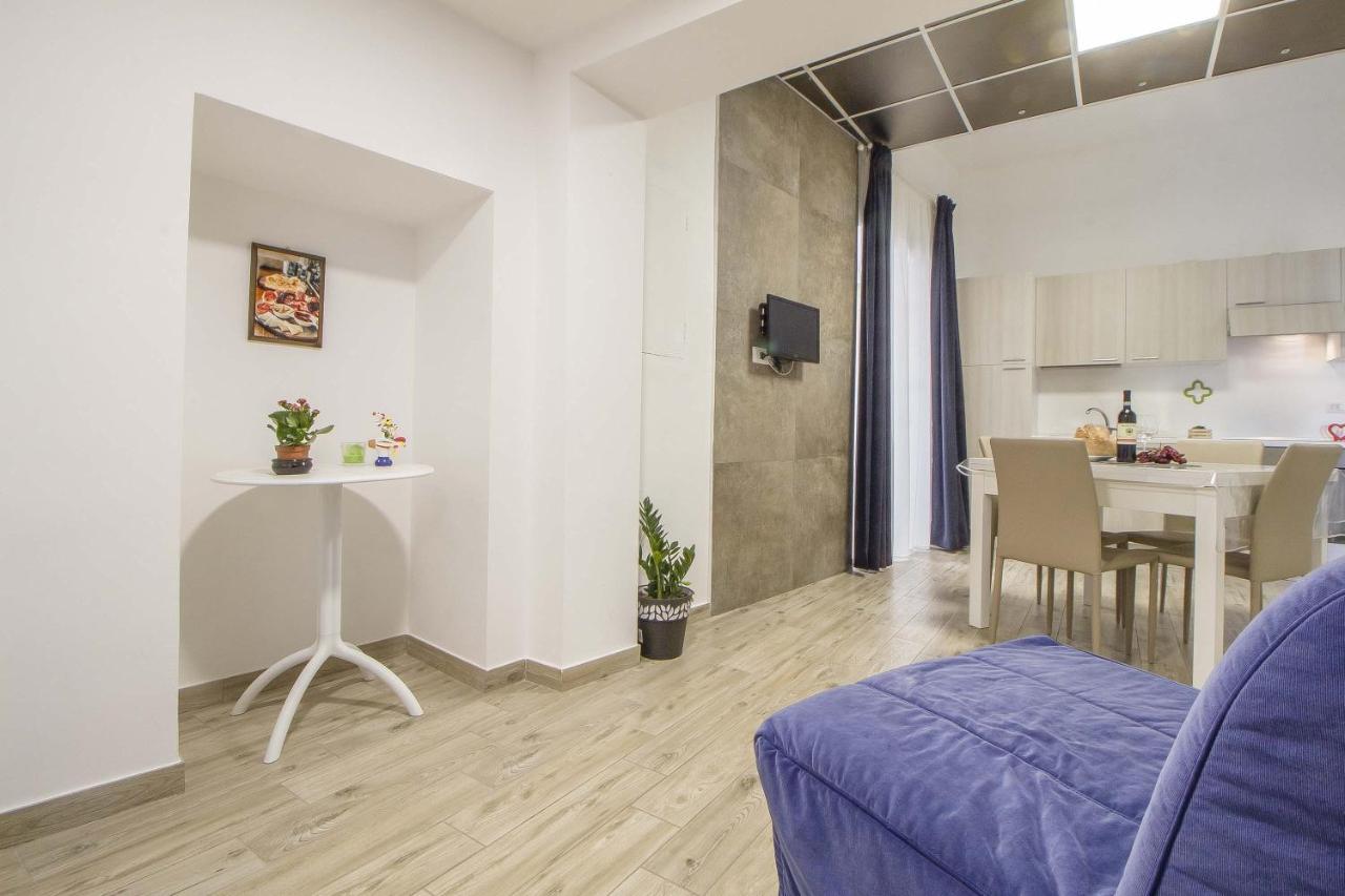 Le Dimore In Centro Con Parcheggio E Self Check-In Matera Exterior photo
